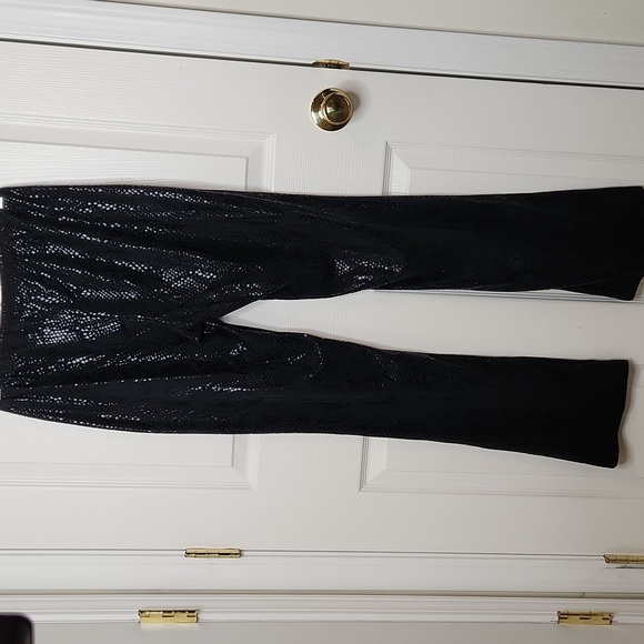 Vintage Guess black animal python print boot cut legging pants Size M - Picture 4 of 6